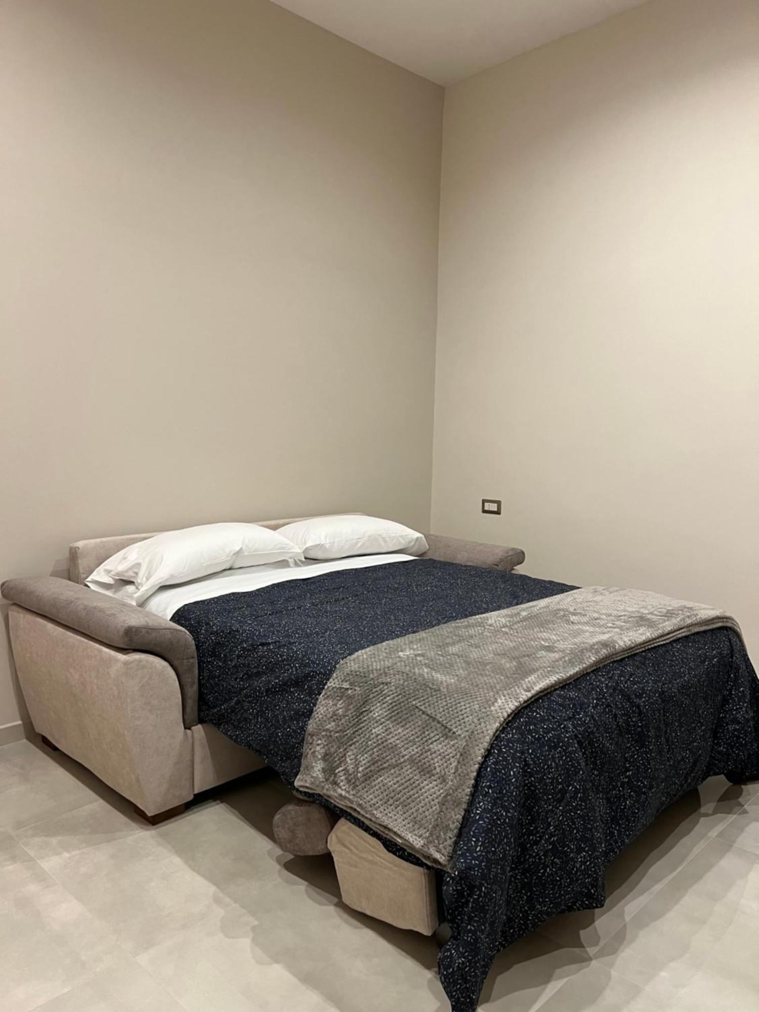 Ninetta A Toledo Apartment Napoli Bagian luar foto