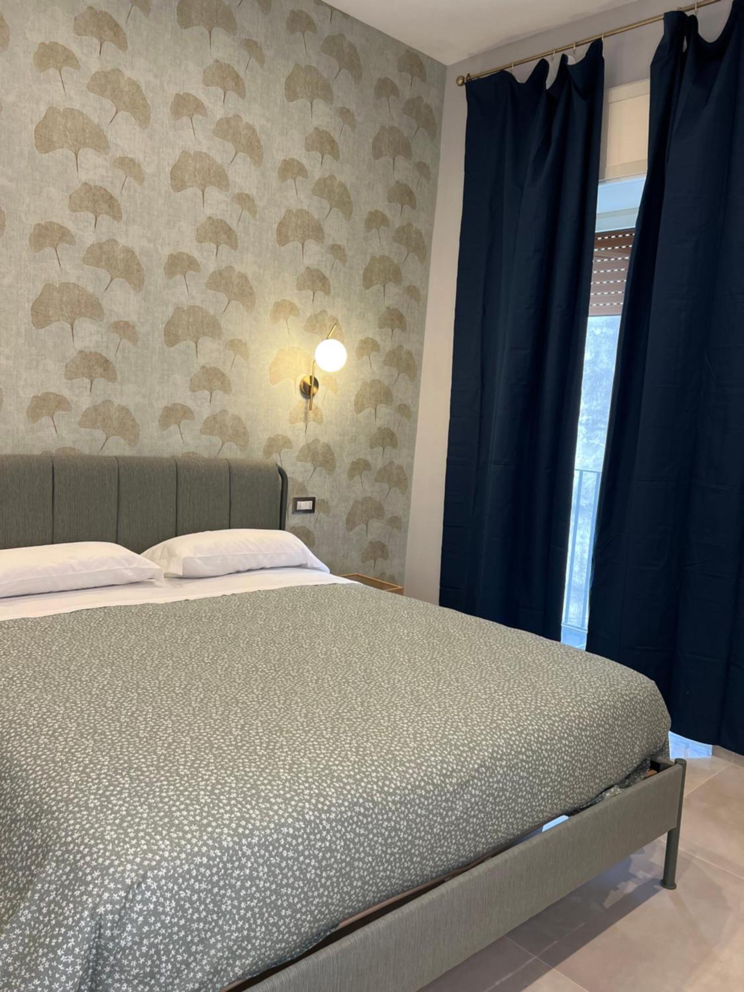 Ninetta A Toledo Apartment Napoli Bagian luar foto