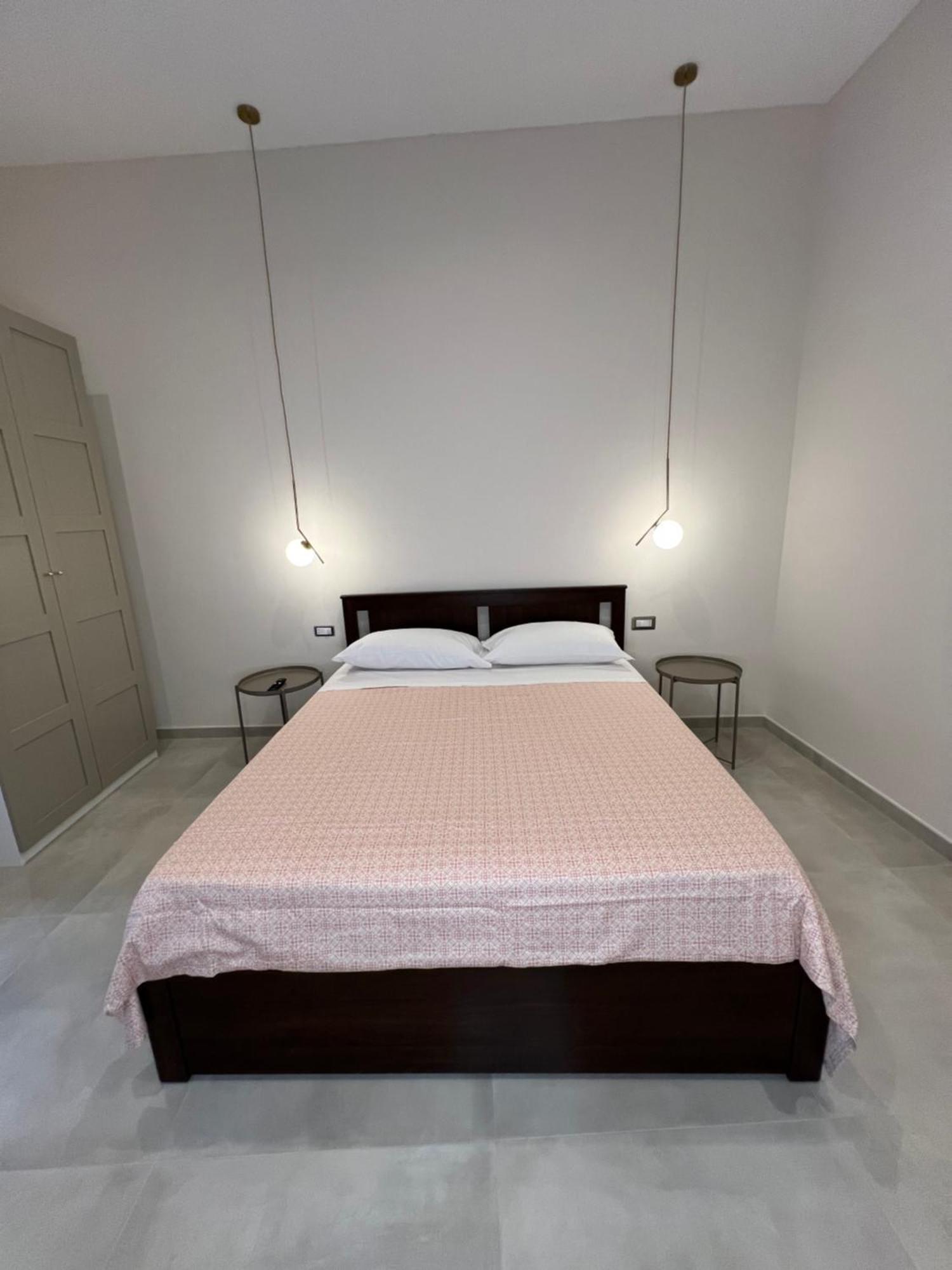 Ninetta A Toledo Apartment Napoli Bagian luar foto